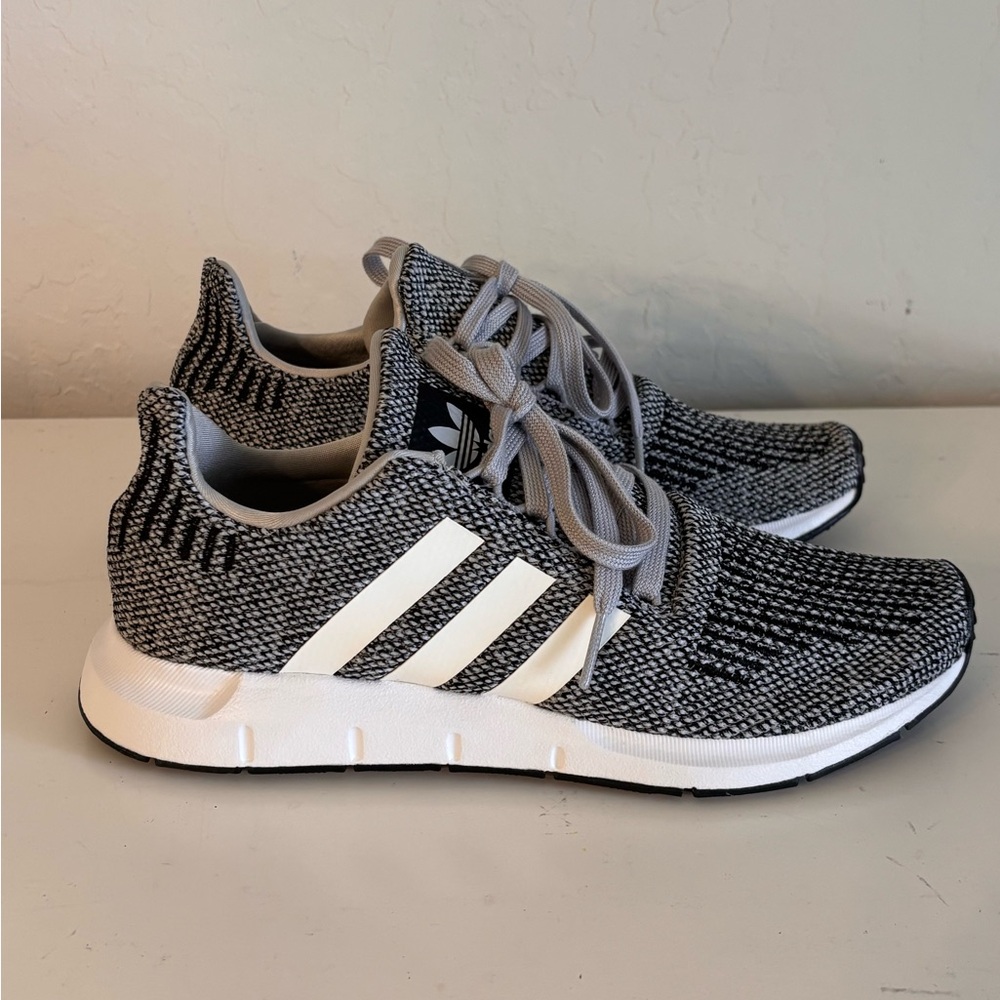 Adidas Men’s Swift 1.0 Running Shoes Black & White, Ortholite Sole, 5.5 EF1941